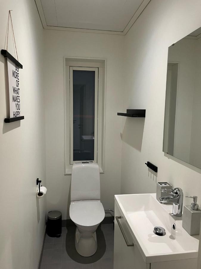 Storhogna Torg Apartment